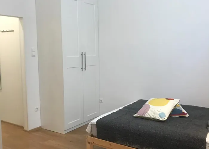 My Nest, 5 Minutes To The Dragon Bridge Daire Ljubljana